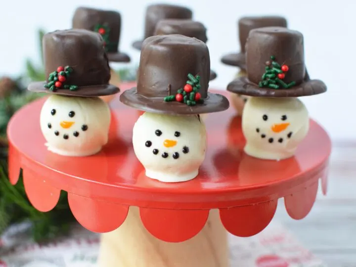 Christmas Snowman Truffles Dessert