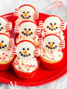 Snowman Christmas Cupcakes Using Oreos