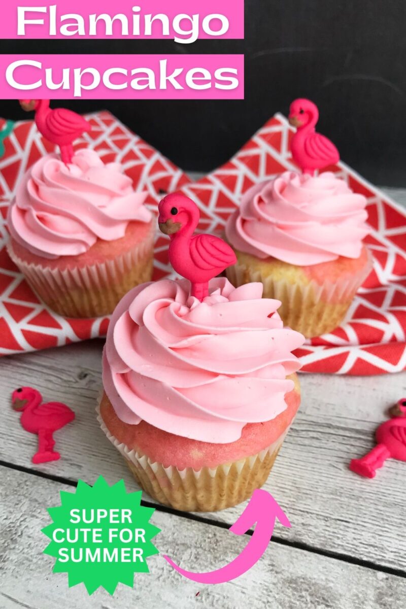 How to make adorable Pink Flamingo Cupcakes for summer!