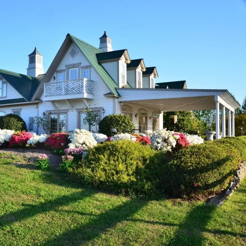 South Carolina Bed and Breakfast Spots: The Red Horse Inn