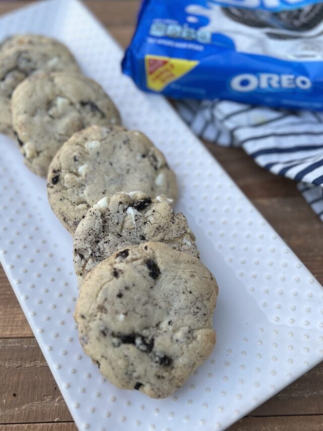 Cookies and Cream Cookies