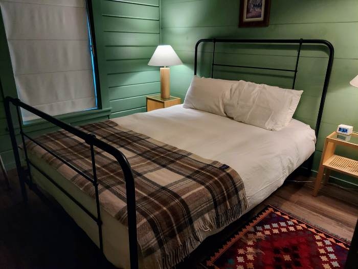 Bed in Roamstead cabin
