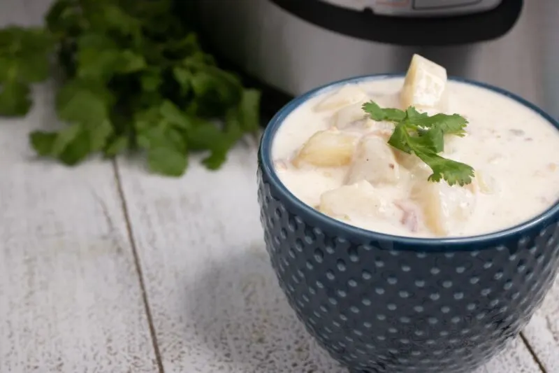 Toss some parsley on top of your Clam Chowder for color.