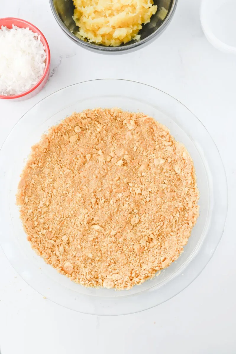 Making a graham cracker pie crust