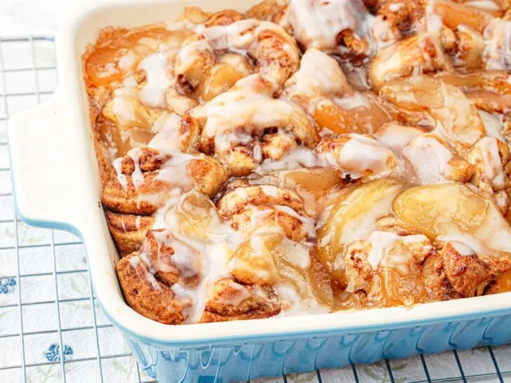 2-Ingredient Apple Cinnamon Roll Casserole Recipe