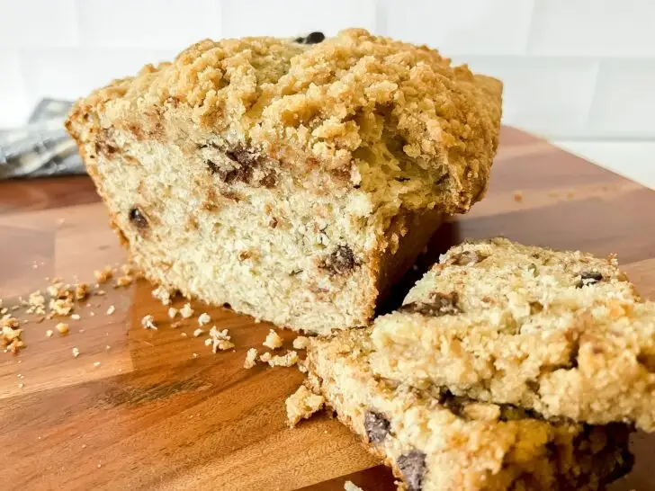 How to make Struesel Chocolate Chip Banana Bread