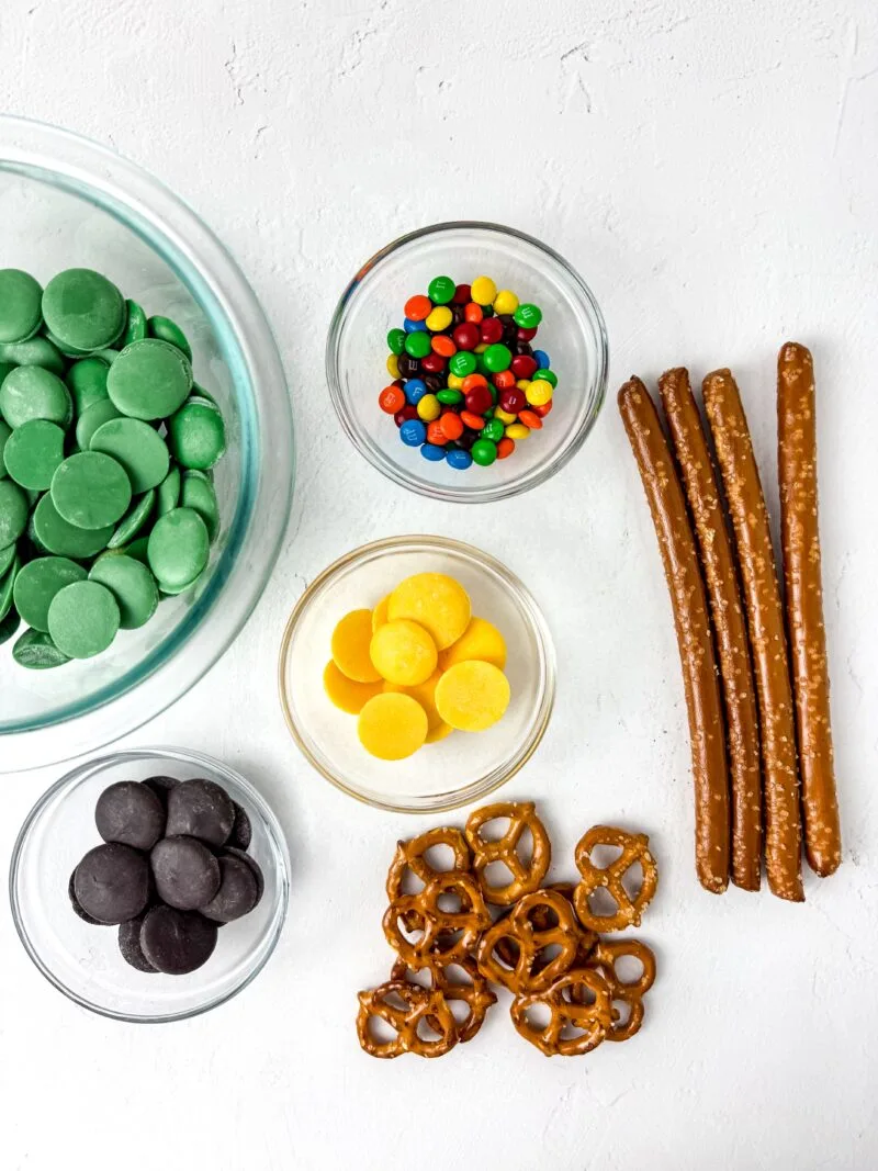 Pretzel Christmas Tree Treat Ingredients