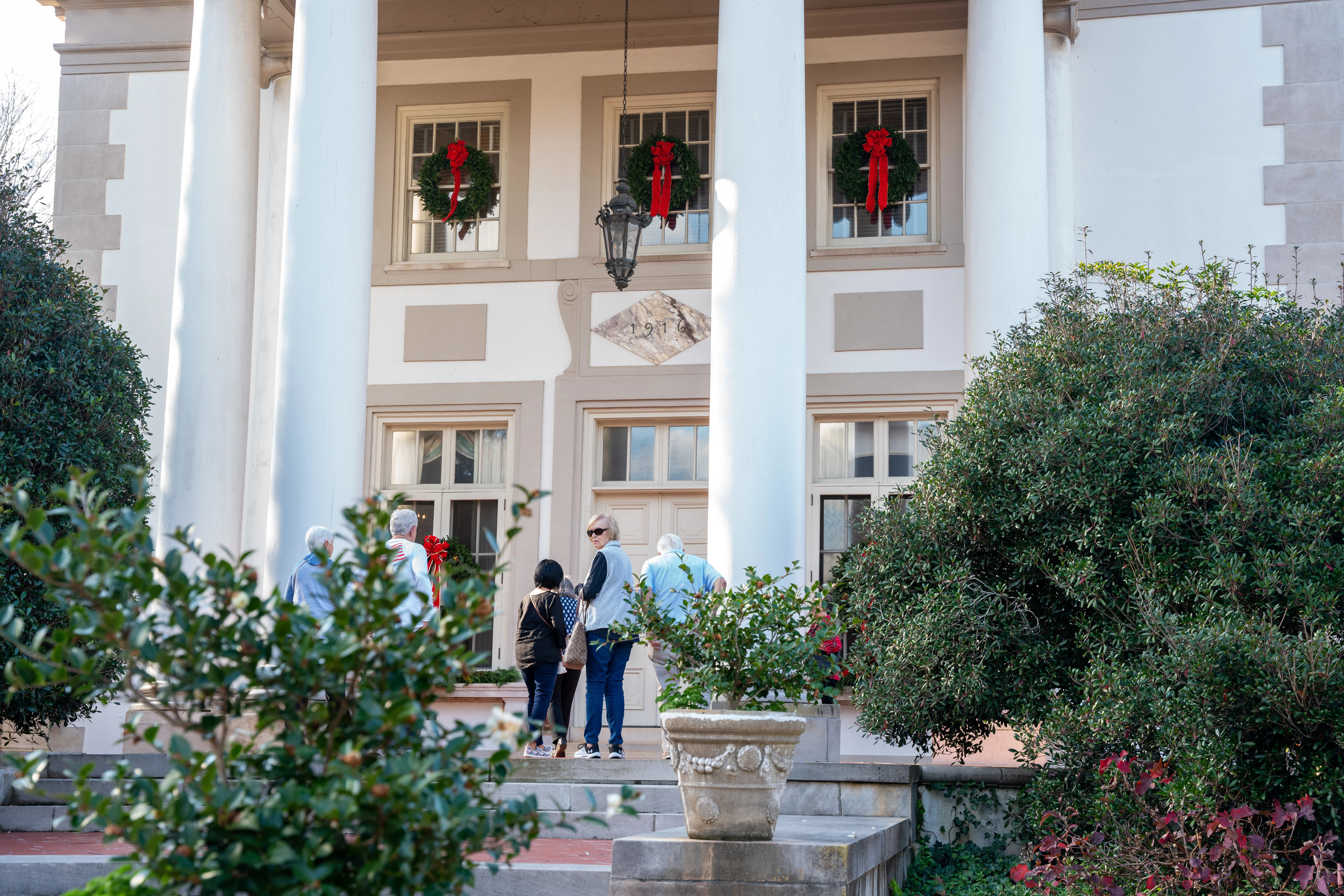 Christmas at Hills and Dales Estate