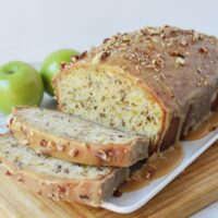 How to make Praline Apple Bread for fall: Praline Apple Bread Recipe