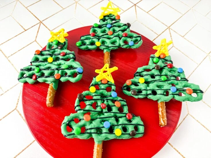 Pretzel Christmas Tree Treat