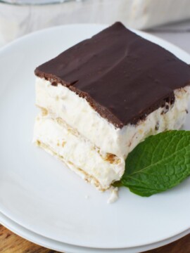 How to make a Chocolate Eclair Cake