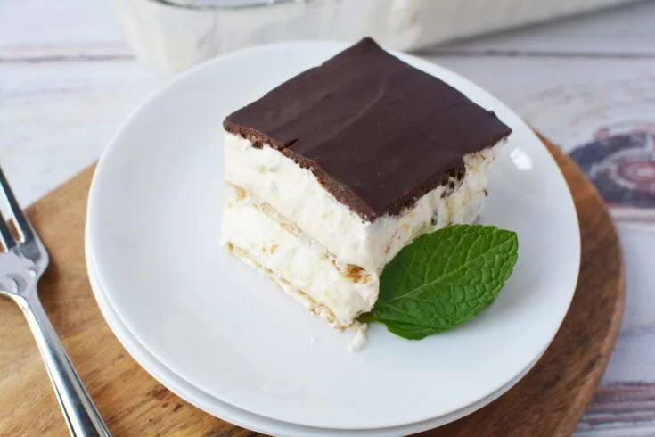 How to make a Chocolate Eclair Cake