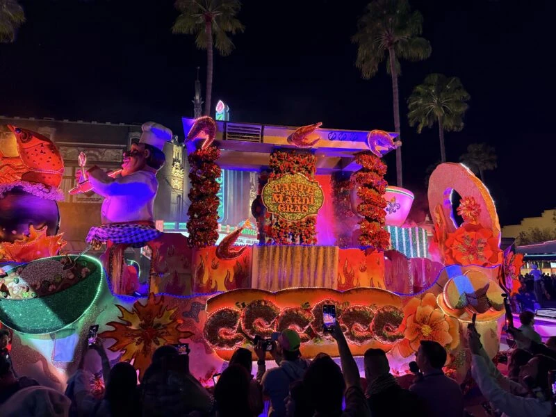 Universal's Mardi Gras Entertainment