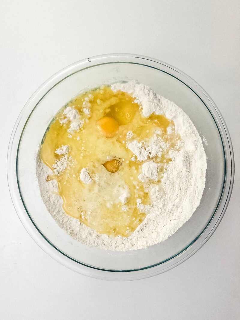 Eggs and other wet ingredients