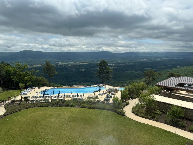 Cloudland infinity pool