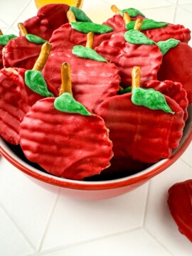 Chocolate-Covered Potato Chip Apples For Back to School