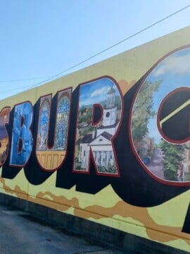 A Colorful mural of the word Vicksburg.