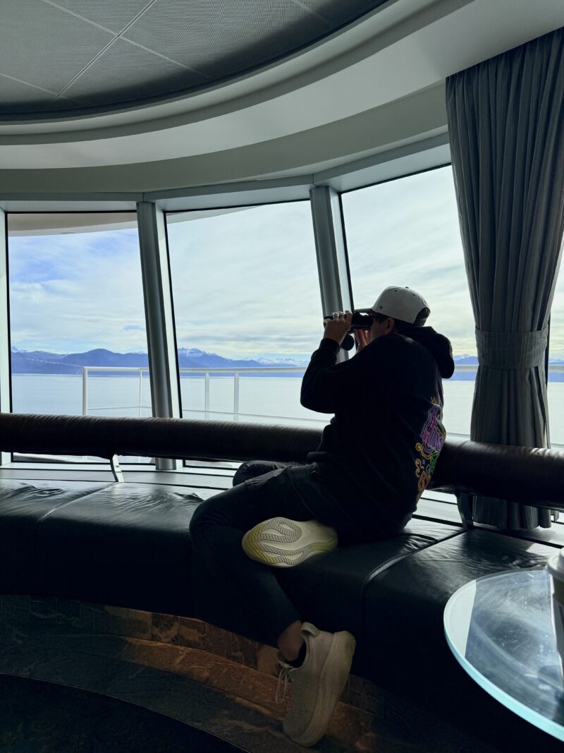 Sightseeing on the Alaskan Cruise via Holland America