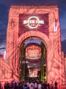 Halloween Horror Nights Teen Guide